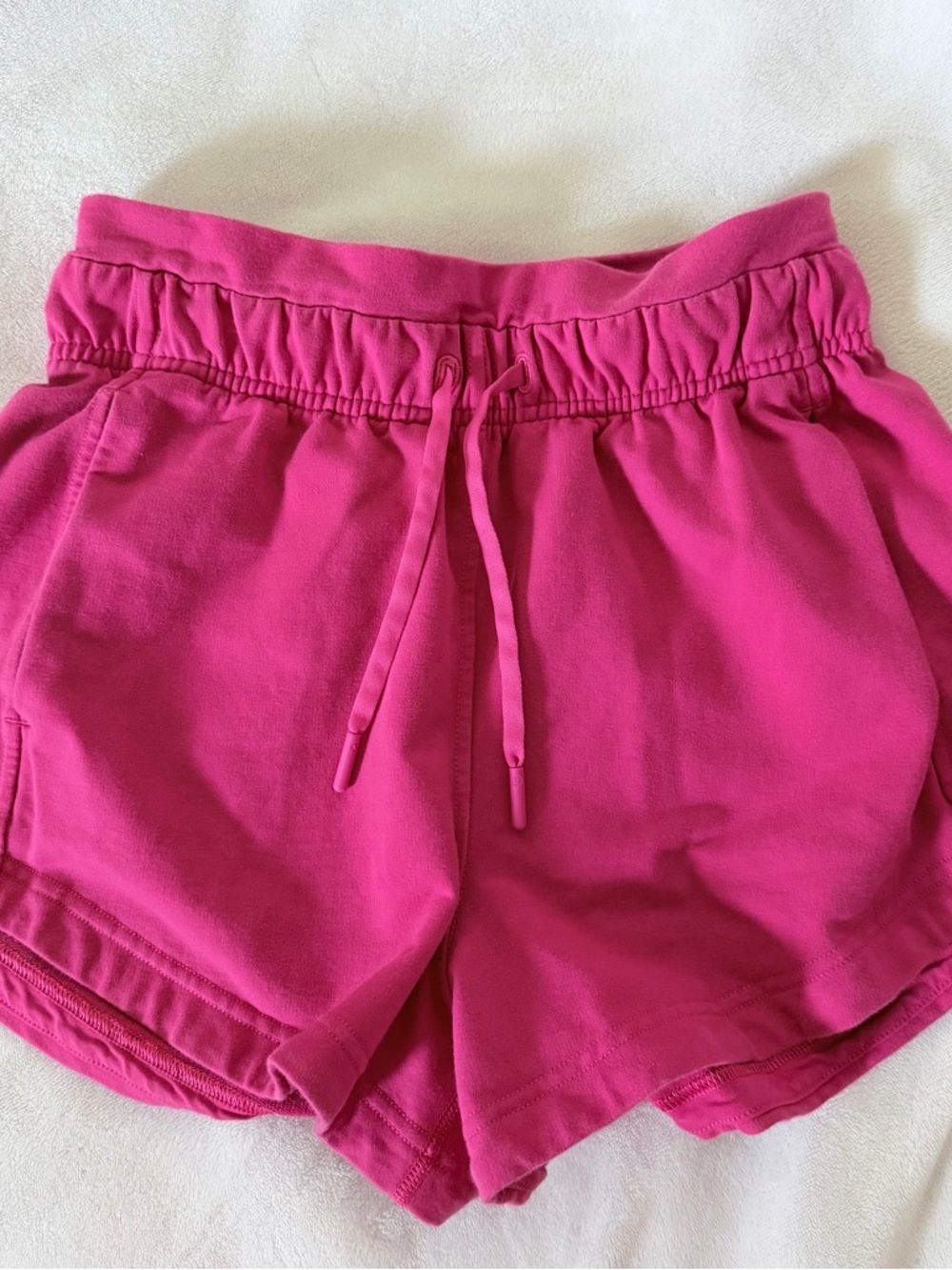 Lululemon Inner Glow High-Rise Short 3"